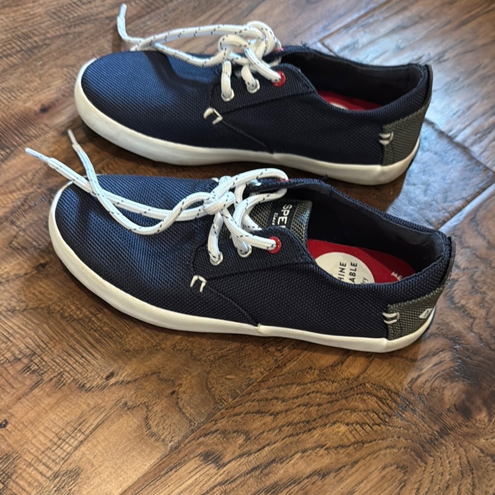 Sperry Dark Blue Sneakers with White Laces